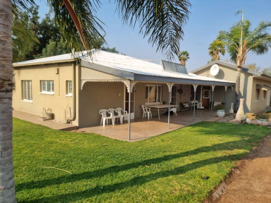 3 Bedroom Property for Sale in Upington Rural Northern Cape